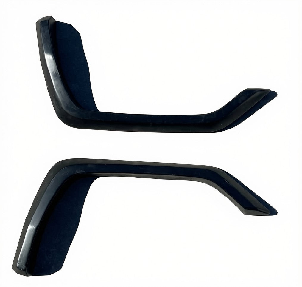 Aftermarket 75 Series Landcruiser Front Fibreglass Flare Kit.