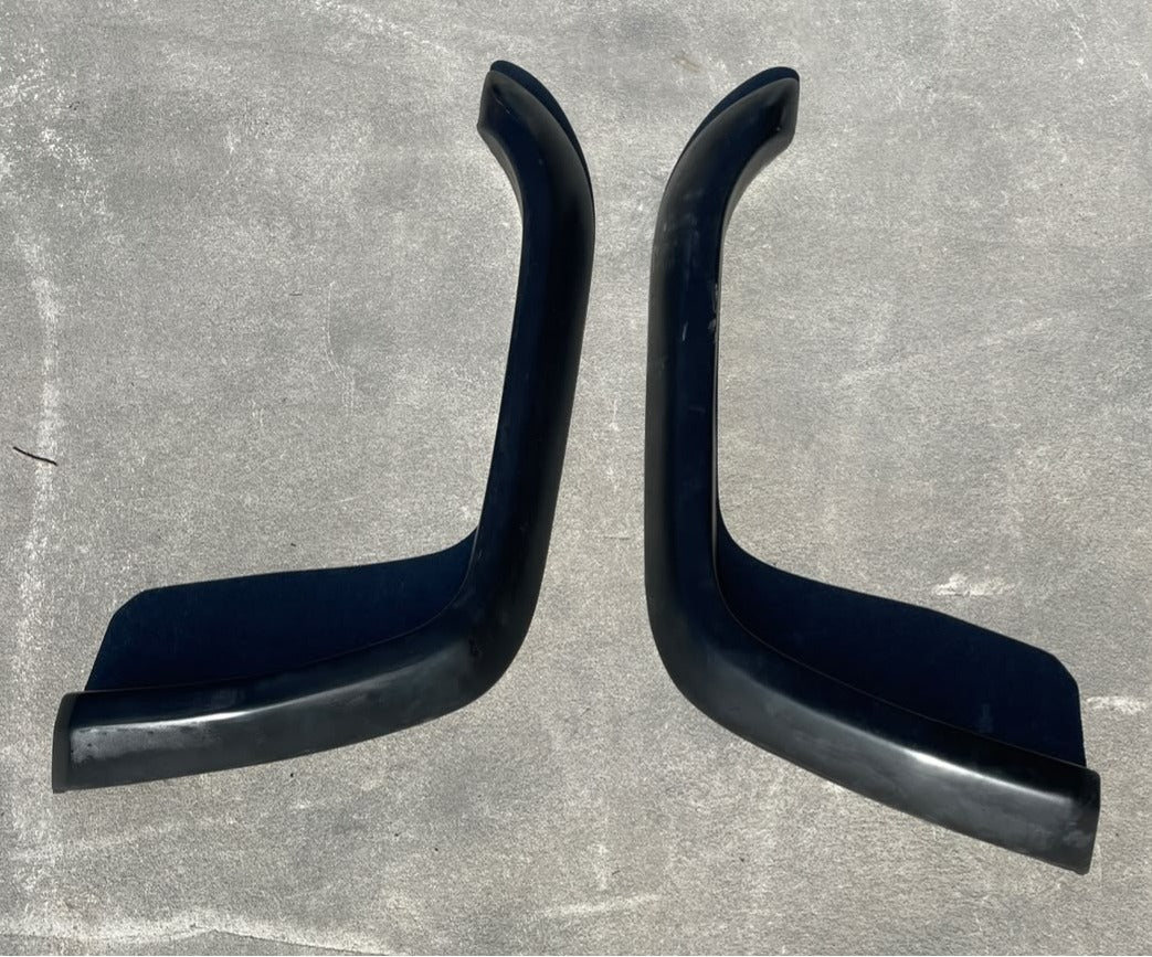 Aftermarket 79 Series Landcruiser Fibreglass Front Flare Kit..