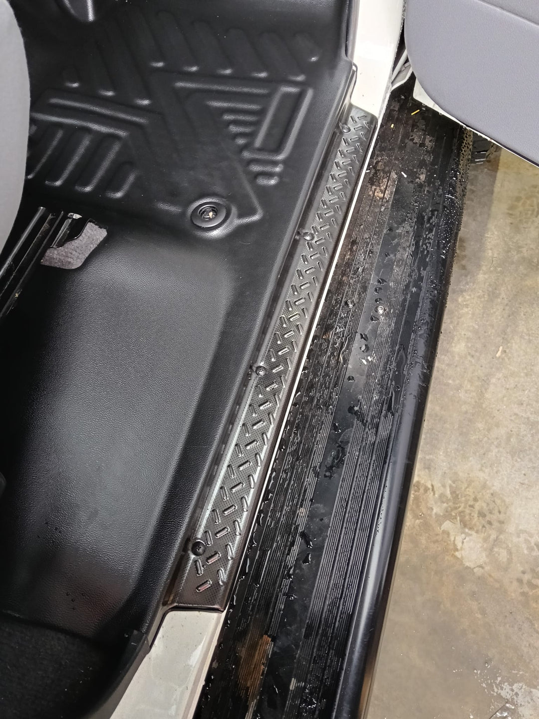 Dual Cab and 76 Series Floor Mats 70 series landcruiser
