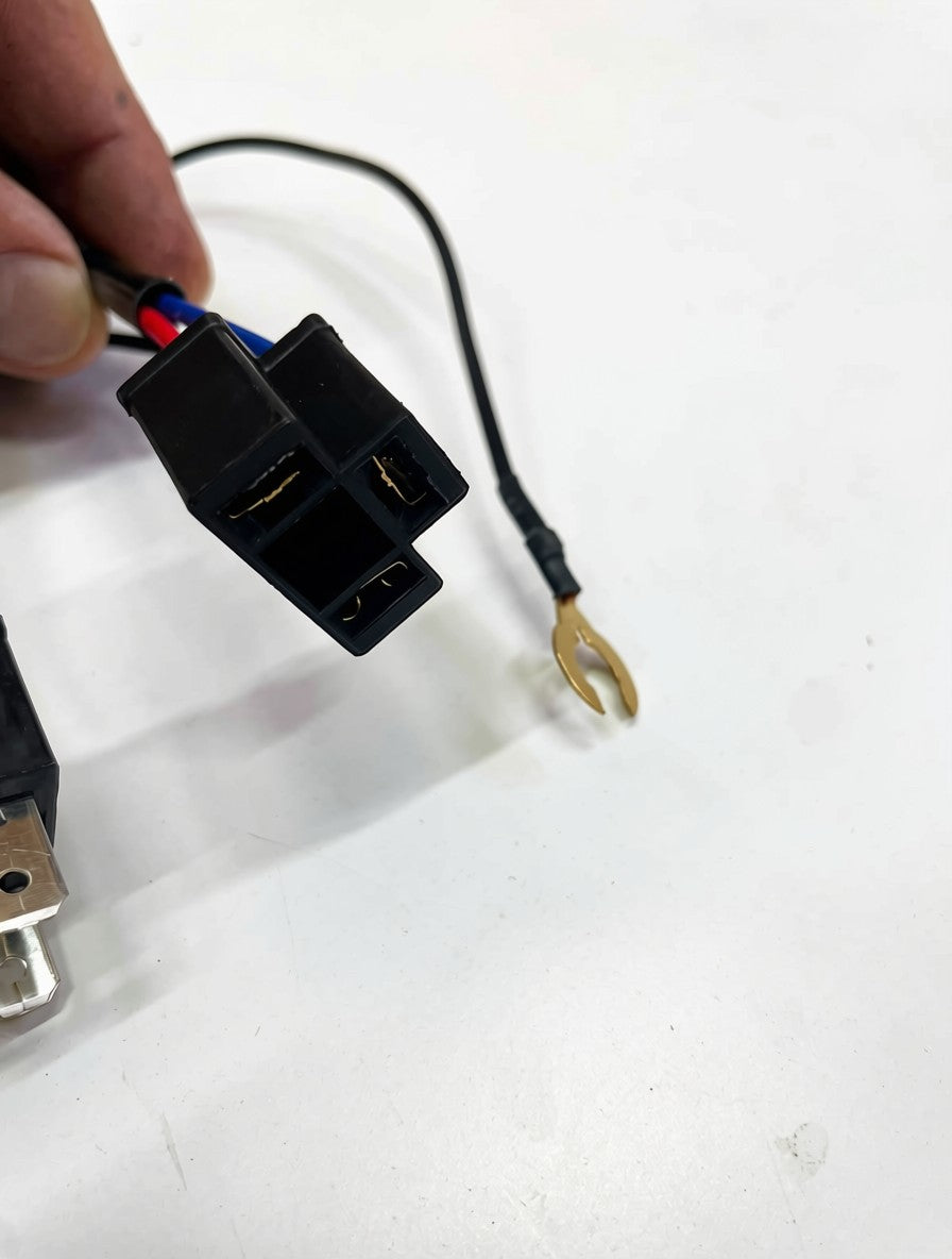 LED Headlight Polarity Converter Toyota Landcruiser.